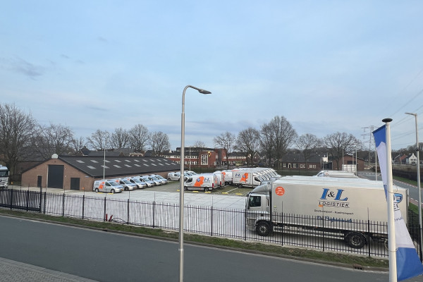 Opening parkeerplaats I&L Logistiek